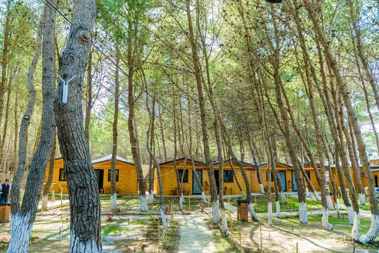 Ecuador Resort Zvernec Екстер'єр фото